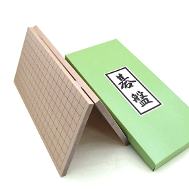 囲碁盤　携帯便利な扱い易い　新桂5号　折碁盤（木製）約13mm厚