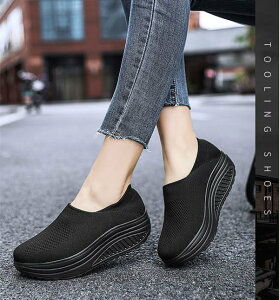 i[XV[Y fB[X ɂ Xj[J[  X|[c tBbgXj[J[ y C Ȃ EH[LOV[Y JWA ۈm Ōt