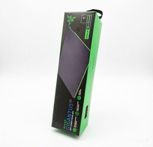 Razer Gigantus V2 ? M �Q�[�~���O�}�E�X�p�b�h �z�^�C�v ���^�T�C�Y 36 cm x 27.5 cm �}�C�N���E�F�[�u�N���X RZ02-03330200-R3M1 4589967504517