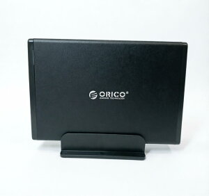 ORICO 3.5�C���` HDD�P�[�X USB3.0 �h���C�u�P�[�X SATA 3.0 �Ή� 16TB�܂� 5Gbps���� �n�[�h�f�B�X�N�P�[�X UASP�]�����[�h�Ή� �A���~�� �u���b�N 7688U3 X000J4CCQR