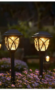 【送料無料】siatom ソーラーライト 屋外 IP65防水 明るい おしゃれ 埋め込み 自動点灯/消灯 スポットライト ガーデンライト 360度照明範囲 長時間点灯 防塵 光度センサー 庭 玄関 車道 歩道 景