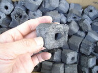 4箱セット 送料込み（一部除く）国産 富士 オガ炭　約1〜5cm40kg（10kg×4箱）愛媛百貨店