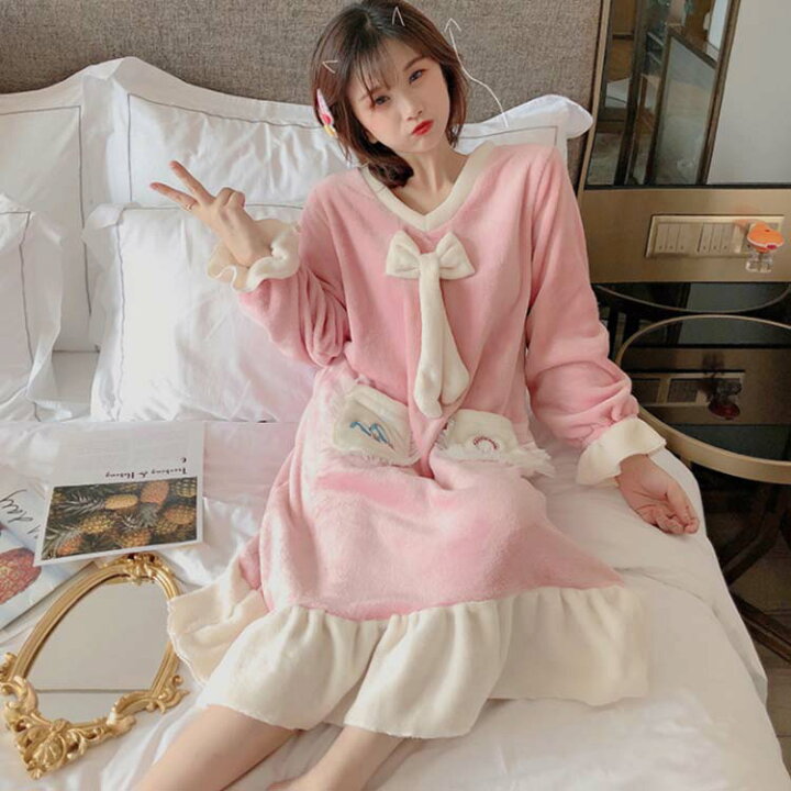 楽天市場 可愛い ネグリジェ レディース 姫 ワンピース ルームウェア パジャマ ふわふわ ルームワンピース 部屋着 姫系 柔らかい 長袖 あったか 大きいサイズ 秋冬 リボン フレア ナイトウェア フリル Ikeike0チェスト 楽天市場 可愛い ネグリジェ レディース 姫 ワンピース ルームウェア パジャマ ふわふわ ルームワンピース 部屋着 姫系 柔らかい 長袖 あったか 大きいサイズ 秋冬 リボン フレア ナイトウェア フリル Ikeike0チェスト