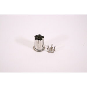 【エントリーでP10倍◆】たかもり 花抜 ねじり梅A 国産 日本製 キッチンツール 調理器具 製菓 型抜き くり抜き お菓子 お菓子作り クッキー 野菜 キッチン 手作り 野菜カッター お弁当 飾り切