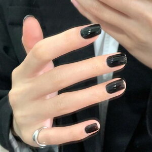Fuyunohiネイルチップ黒付け爪ショート24枚セット両面テープ付きつけ爪ブラック無地シーンプルネイルチップシール強力ネイルアイテム簡単に貼る耐久便利オフィス個性的かっこいい