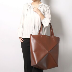 �q�N�[�|��5%OFF�r���G�x�^LOEWE �p�Y���t�H���h �g�[�g XL(�V���C�j�[�J�[�t) �܂��݉\�E���U�[�g�[�g�o�b�O(�u���E�j�[/�u���E��) B933Q18X01 4783�^SHINY CALF[�ԕiOK]