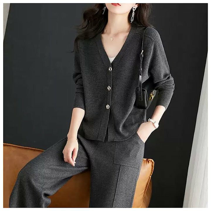 楽天市場】Vネックニット スーツ レディース 秋冬 新作 ファッション  
