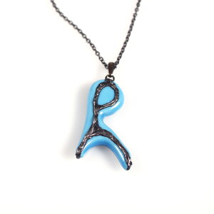 【工房限定オリジナル商品】他にはありません。磁器に銀粘土 焼付け 銀古美 オリジナル作品。外国人お土産やプレゼントに最高!手捻り伊万里焼ペンダント。【楽ギフ_包装選択】【楽