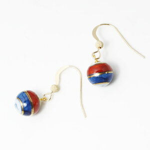 伊万里焼おしゃれな個性が光るピアス 14kgf。  染錦小球 シンプル 下がりタイプ作品。【工房限定オリジナル商品】他にはありません。外国人お土産やプレゼントにも最高!【楽ギフ_包