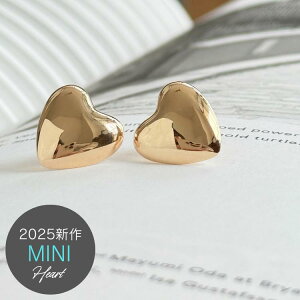 �yANNIKA INEZ �A�j�J�C�l�Y�z2025�V��@GOLD MINI HEART STUDS �~�j�n�[�g �X�^�b�Y�s�A�X�@�S�[���h