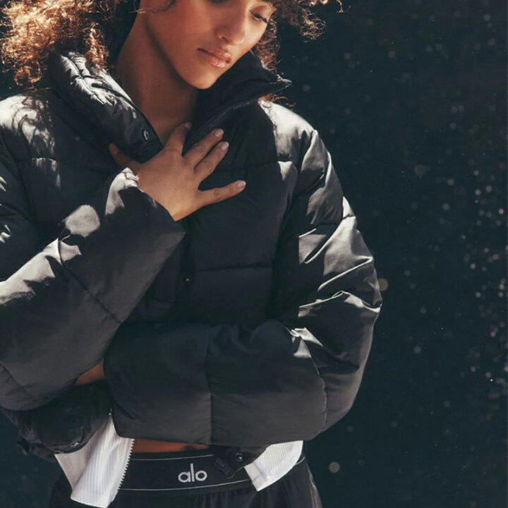 楽天市場】Alo Yoga ジャケット アローヨガ Gold Rush Puffer ゴールド 
