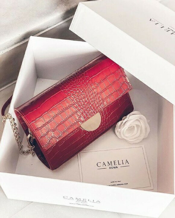 楽天市場】CAMELIA ROMA カメリアローマ レザークロスボディバッグ 6色  