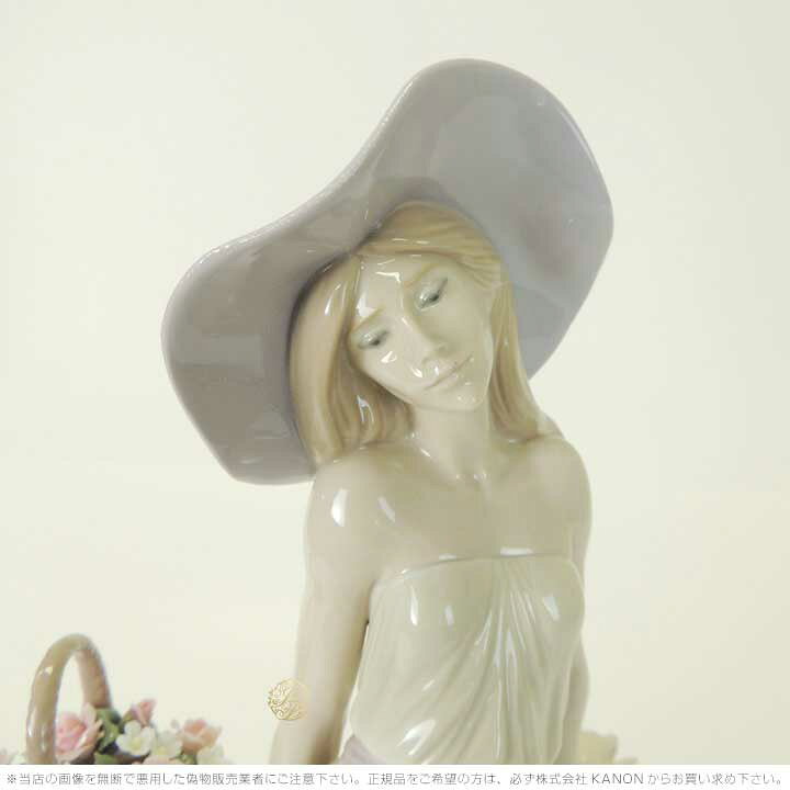 楽天市場】リヤドロ 輝く時 女性 05378 LLADRO TIME FOR REFLECTION 