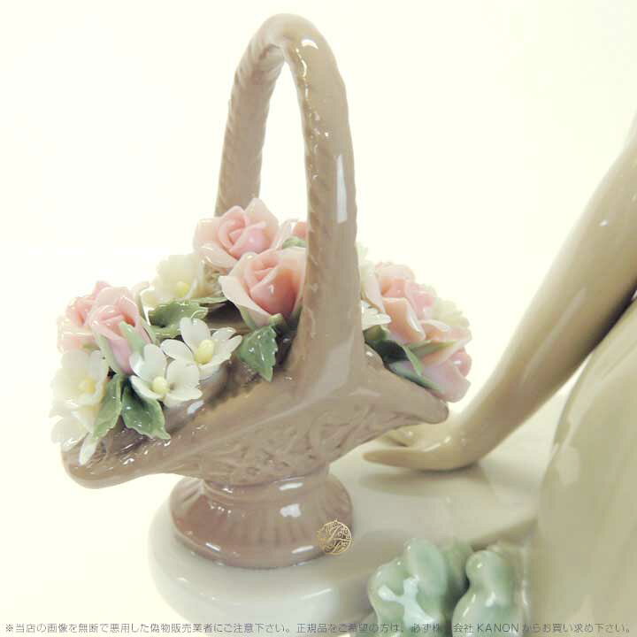 楽天市場】リヤドロ 輝く時 女性 05378 LLADRO TIME FOR REFLECTION 