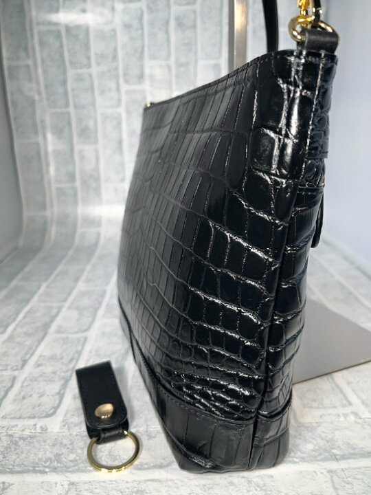 楽天市場】2WAY ショルダーバッグ 両アオリ型 クロコダイル本革  