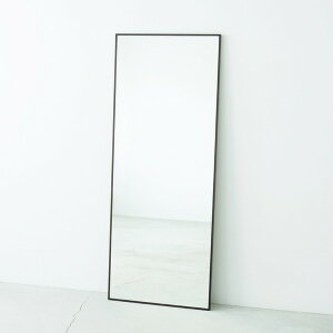 細枠ウォールミラー 幅60cm (ブラウン / 茶) 天然木 姿見鏡 ワイド 高級感 木製 飛散防止加工 壁掛け 北欧風 玄関 トイレ 洗面 日本製 完成品 NK-8