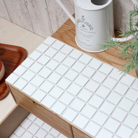 DIYタイルシート D.I.Y. TILE タイル パフューム ライン ベーシック マットホワイト つや消し レトロタッチ ナチュラル 日本製 焼き物タイル タイルシール 本物の質感 窯業 有吉カフェ 大正カフェ テレビで紹介 昭和 大正 ロマン 赤レンガ 西海岸インテリア 代官山 北欧