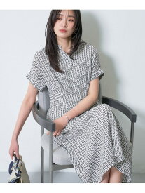 【洗える/羽織りとしても活躍】無地&チェーン柄 シャーリングサッカーワンピース INDIVI インディヴィ ワンピース・ドレス その他のワンピース・ドレス ブルー ネイビー【先行予約】*【送料無料】[Rakuten Fashion]
