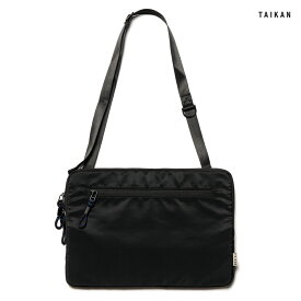 【送料無料】TAIKAN HORSA SHOULDER BAG【BLACK】(テイケン 通販 バッグ シンプル 無地 ブラック 黒 ショルダーバッグ パソコンバック)