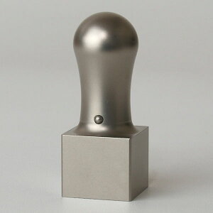 落款印 篆刻印 角印鑑 24mm(雅印・雅号印)【高級チタン落款印(純度99.6%)】【チタン球あたり付】【角天丸】【即日発送】【送料無料】【手彫り手仕上げ印鑑】【落款印面サイズ24x24mm(ミリ)