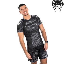 VENUM Gorilla Jungle ラッシュガード 半袖 RASHGUARD キックボクシング ムエタイ 格闘技 MMA ボクシング コンプレッション トレーニング 練習 メンズ 男性 通気性 快適 ブラック ホワイト ヴェヌム 送料無料