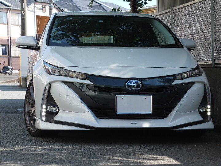 楽天市場】純正の明るさ約2倍以上に 50系プリウスPHV用 デイライト 