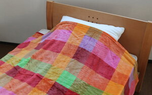 西川なめらかパウダーパフ毛布チェック シングルサイズ送料無料 シングル 西川 毛布 140×190cm 洗える ウォッシャブル 寝具 オレンジ ブルー おしゃれ 掛け毛布 秋冬 あったか