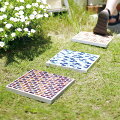 1つ5000円くらいまで!マイフォームの庭に置く、おしゃれで可愛い「飛び石」を探しています