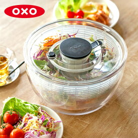 【レビュー特典付き】 OXO サラダスピナー クリア 小 大 食洗機対応 野菜水切り器 （ オクソー 野菜水切りかご スピナー 手動 滑り止め付き ボウル コランダー 分解 下ごしらえ用品 時短 便利グッズ キッチンツール ）【39ショップ】