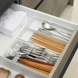 Jg[P[X ggm ggmR op i Jg[|Pbg Jg[X^h ~j M[ Ch Lb`c[ Jg[g[ Jg[[ Lb` [  g