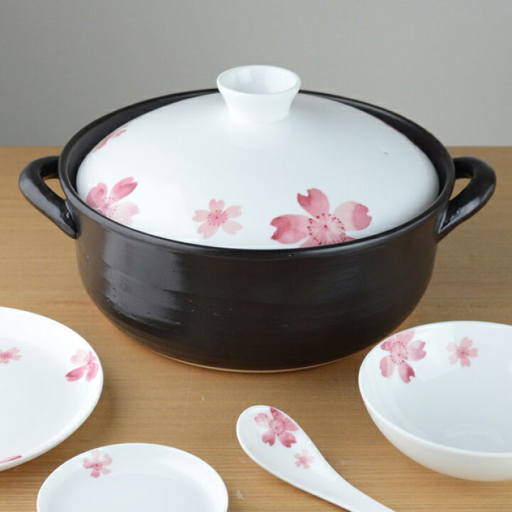 楽天市場】土鍋 桜 8号 (3〜4人用) 深型 IH対応 ボーンチャイナ ( 両手鍋 どなべ 深型鍋 ガス火対応 陶器製 ) 【39ショップ】 : インテリアパレット 楽天市場】土鍋 桜 8号 (3〜4人用) 深型 IH対応 ボーンチャイナ ( 両手鍋 どなべ 深型鍋 ガス火対応 陶器製 ) 【39ショップ】 : インテリアパレット