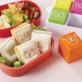 抜き型 食パン アニマルトイ お弁当グッズ （ 型 ぬき型 弁当 幼稚園 保育園 ミニサイズ サンドウィッチ 動物柄 アニマル 正方形 デコ弁 かわいい 子供用 キッズ 子供 ） 【39ショップ】