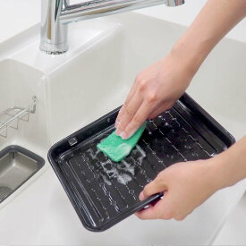 キッチンスポンジ KR毎日取替えクリーナー重曹入 30個入 （ スポンジ グリル皿 レンジ庫内 重曹 使い捨て 毎日使える 交換 台所スポンジ クリーナー 使い切り 大容量 衛生的 食器洗いスポンジ 食器用 鍋用 たわし ）【39ショップ】