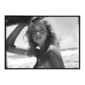 サーフガール モノクロ 海 サーフィン サーフボード 美女 1980s レトロ セピア ポスター インテリア おしゃれ プリントポスター フォト オシャレ アート 写真 ビーチ 海岸 夏 お洒落 a0 a1 a2 a3 a4
