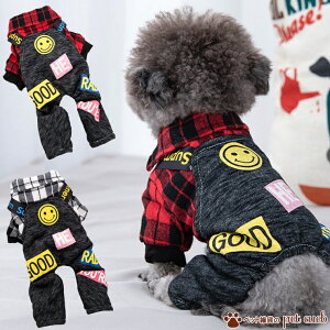 ニコちゃんマークが可愛いつなぎ × チェックシャツと重ね着 つなぎ カバーオール 暖かい スマイル 犬 服 新作 秋冬 防寒 インスタ ドッグウェア トイプードル 人気 おしゃれ 裏ボア かわい