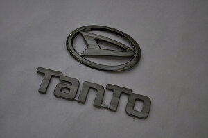 LA600 タント ブラックメッキエンブレムリア2点SET  INVENTER/grow/メッキ/ブラッククローム/ゴールド/車エンブレム/車パーツ/
