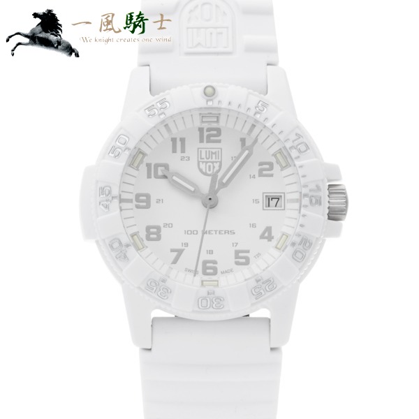 393095【中古】【LUMINOX】【ルミノックス】レザーバック シータートル 0300 シリーズ 0307.WO メンズ腕時計