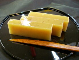 お歳暮　お祝い　イベント　小布施堂　和菓子　長野　おみやげ　栗　ようかん　贈り物【送料込み】　小布施栗羊羹　濃厚で上品な栗の味わい。300g入り、お好きな大きさに切ってお召し上がり下さい！