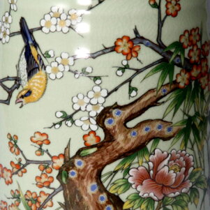九谷焼8号花瓶菊花鳥フラワーベース仏壇用花瓶仏間用花瓶仏具陶器磁器陶磁器【楽ギフ_包装選択】【楽ギフ_のし宛書】【楽ギフ_メッセ入力】