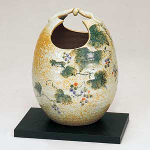 九谷焼 木台付８号花瓶 ぶどう 花器 華器 飾花瓶 陶器 フラワーベースのサムネイル