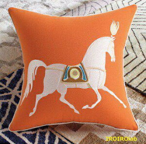 �y�S�i2�_��5%OFF�z�C���e���A �h�J �l�p�` �z�[�X �A�j�}�� �k�� ������ ��i �J�o�[ ���J�o�[ �����` 45cm×45cm ���� ������� �N�b�V���� �n