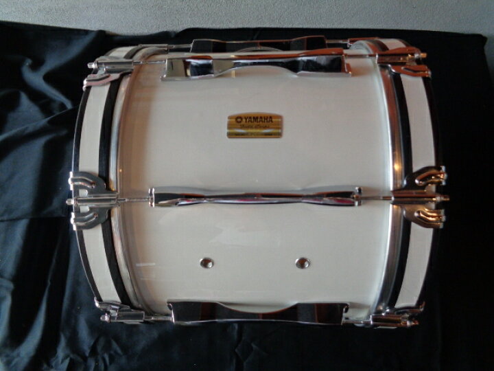 楽天市場】ヤマハ マーチングバスドラム MB-818F WH中古美品 : 管楽器 