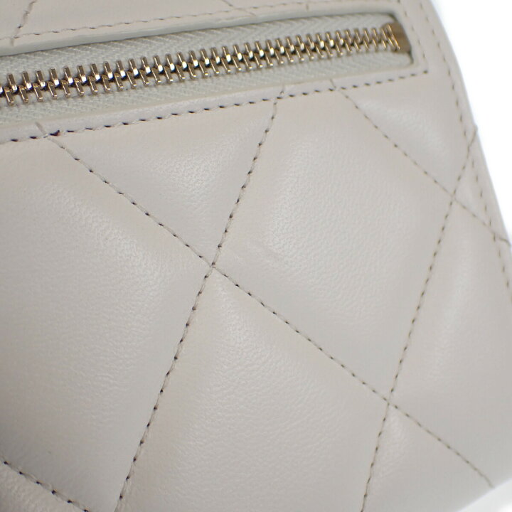 楽天市場】【中古】【ABランク】CHANEL シャネル 19フラップウォレット  