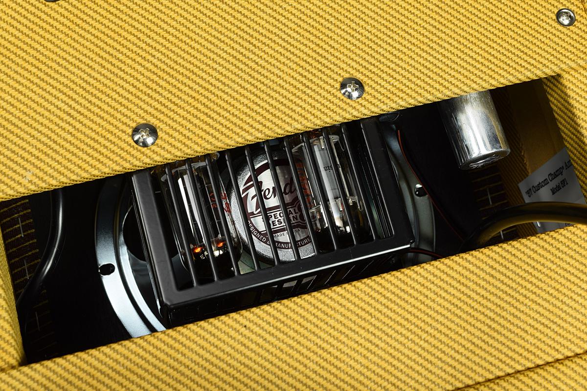 Fender   '57 Custom Champ Lacquered Tweed 5W フェンダー ギターコンボアンプ