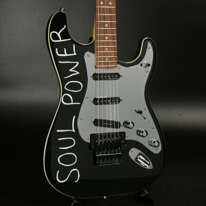 Fender Mexico / Tom Morello Stratocaster Black RosewoodyAEgbgzyS/N MX22045472zyÉhXz