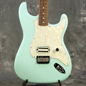《WEBSHOPクリアランスセール》Fender / Limited Edition Tom Delonge Stratocaster Rosewood Fingerboard Daphne Blue フェンダー【3.38kg/2023年製】[S/N MX23132831]《+4582600680067》【PNG】