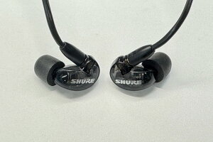 SHURE / SE215 �g�����X���[�Z���g�u���b�N (SE215-K-A) ���Չ����C���z�� �y�������K�i�z�y�f���g�p�i�����I�z�yPNG�z
