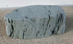 【送料別途】【国産・日本産・愛媛県産】【伊予青石】【沓脱石・踏み台石・物置石・飾り石】【庭石・景石・坪庭・縁側・インテリア】★重量物の為ご購入の際運搬の ご確認必須★お近