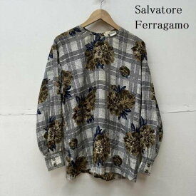 Salvatore Ferragamo サルヴァトーレフェラガモ 長袖 シャツ、ブラウス Shirt, Blouse 長袖 シルク ブラウス バック ボタン【USED】【古着】【中古】10090662