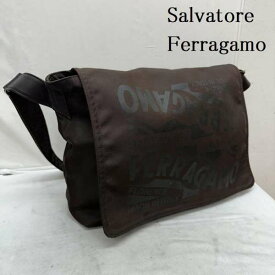 Salvatore Ferragamo サルヴァトーレフェラガモ メッセンジャーバッグ メッセンジャーバッグ Messenger Bag, Crossbody Bag クロス ウィークエンド メッセンジャー バッグ ショルダー【USED】【古着】【中古】10103399